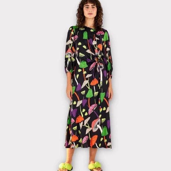 FARM Rio Dresses & Skirts - Rare FARM Rio Mushrooms Piping Midi Dress | NWT | Large Colorful Print !